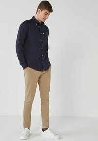 Next EASY IRON BUTTON DOWN - SINGLE CUFF - Overhemd - blue