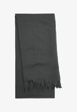 Ciemnoszary pleciony szalik złożony, z widocznymi luźnymi frędzlami u dołu.