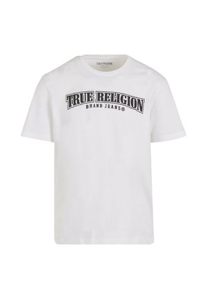 Bjela pamučna majica s printanim crnim logom na kojem piše "TRUE RELIGION BRAND JEANS" preko prsa u lučnom dizajnu.