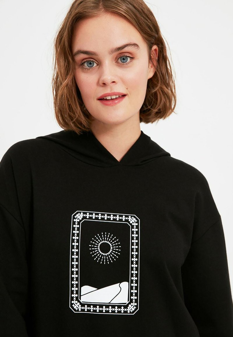 Damen Sweatshirts | Trendyol Kapuzenpullover black/schwarz - OB13379 Damen Sweatshirts | Trendyol Kapuzenpullover black/schwarz - OB13379