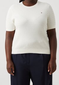 Tommy Hilfiger Curve T-shirt con stampa - off-white
