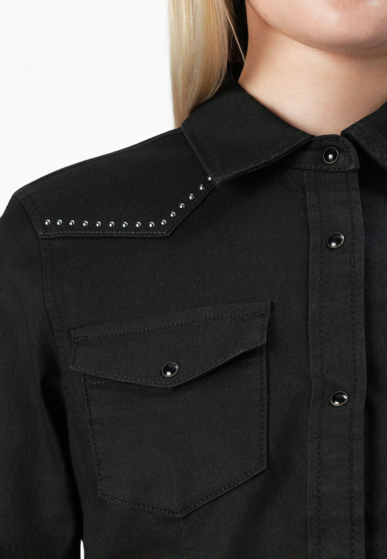 ONLSASIA FIT STUD SHIRT