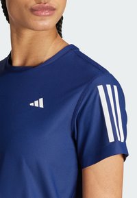 adidas Performance TEE - T-shirt till träning - dark blue