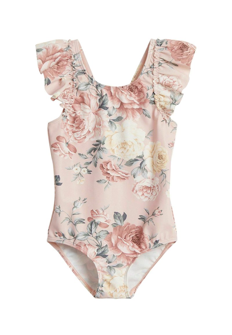 Blomsterbadedragt i ét stykke med en lyserød baggrund, der har flagrende skulderstropper og et mønster af roser i nuancer af lyserød og creme.