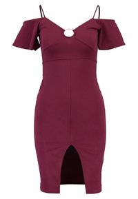 Burgundské bodycon šaty s rameny odkrytými ramínky, předním výřezem ve tvaru kruhu a rozparkem až po stehna. Hladká textura s přiléhavým siluetou.