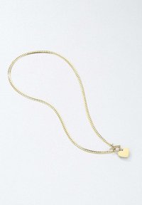 Collier en or avec un pendentif en forme de cœur plat, texture lisse, design minimaliste et un détail de fermoir sécurisé.