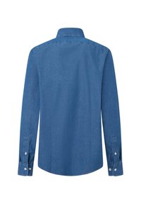 Langearmige denimshirt in medium blauw. Kenmerken zijn een klassieke kraag, knoopmanchetten en een soepele textuur met een lichte wassing.