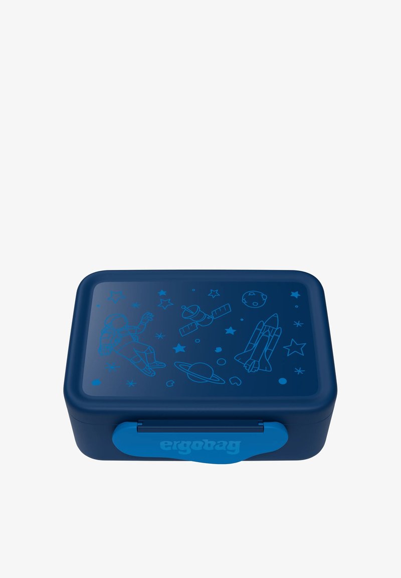 Blaues rechteckiges Brotdose mit einem strukturierten Deckel, der hellblaue, raumthematische Illustrationen von Sternen, Astronauten und Raketen zeigt.