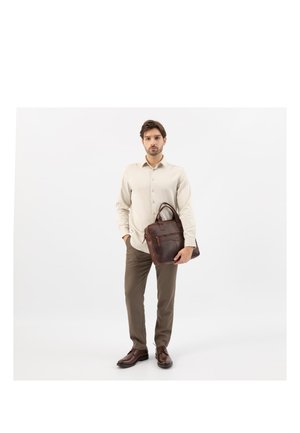 Wojas Aktetas - brown