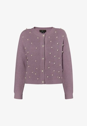 Lillakast kudumist kardigan, millel on tekstuuriga muster ja dekoratiivsed pärlite aksessuaarid, mis on ühtlaselt jaotatud ees ning nupulukuga.