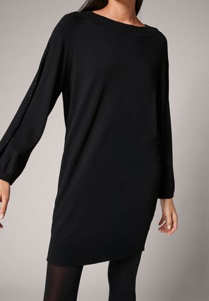 Robe pull - black