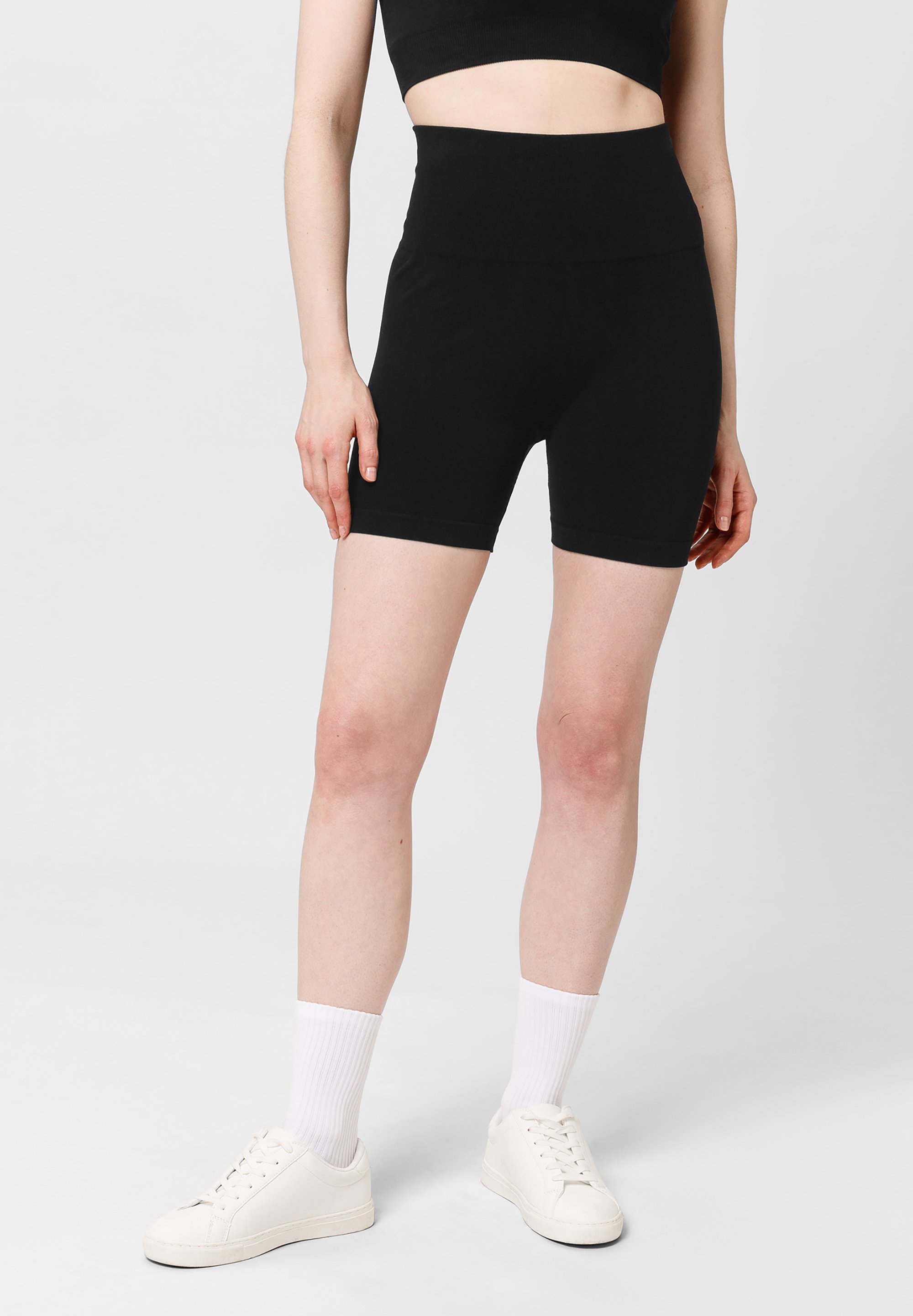 Les Lunes SYNC Short Seamless Shorts schwarz/black Zalando