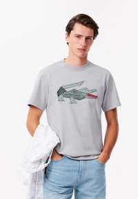 Lacoste Camiseta estampada - gris chine cca