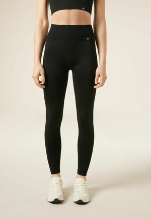 DOUBLE SCUNCH - Legging (type pantalon) - black