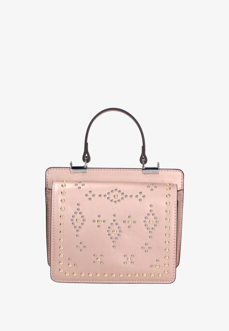 Borsa a mano in pelle rosa con motivo decorativo a chiodi, dotata di manico superiore e accessori in tonalità argento. Forma rettangolare compatta.