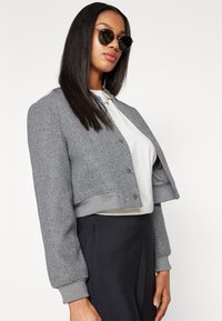 Vero Moda VMCHLOE SHORT  - Bomberjacka -  grey