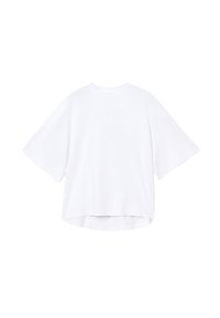 Witte oversized t-shirt gemaakt van zachte katoen, met een ronde hals, korte mouwen en een licht gebogen zoom.