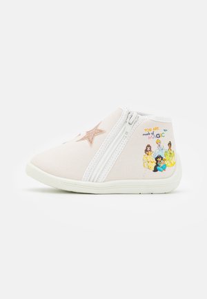 Sterntaler Babyschuh Uni, Scarpa da Bambino Semplice Unisex Sterntaler Babyschuh Uni, Scarpa da Bambino Semplice Unisex