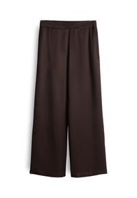 Brown wide-leg trousers made of smooth fabric, featuring an elastic waistband and two side pockets. Simple and functional design.