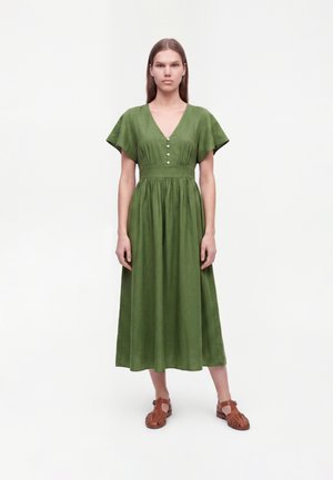 New Look, FRILL SLEEVE V NECK MIDI - Robe de jour - khaki