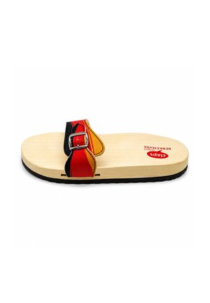 Holzsohlen-Pantolette mit verstellbarem rot-orange-schwarzem Lederband und schwarzer Gummisohle, Marke "Claps Original Berkemann."