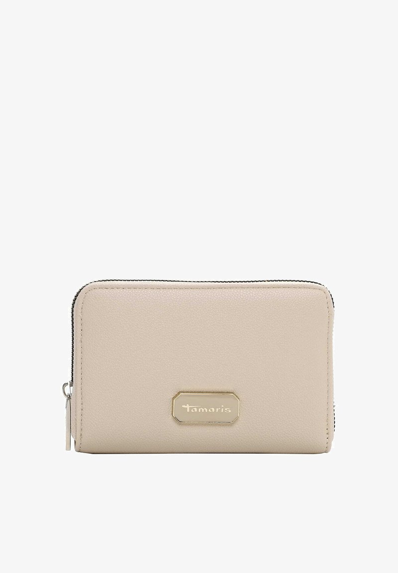 Portefeuille en cuir beige avec une finition texturée, fermeture éclair et garnitures dorées avec le logo "Tamaris" sur un accent rectangulaire.