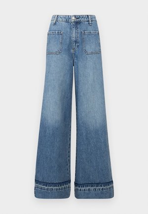 Svijetloplavi široki traperice od denima, s dva stražnja džepa, visokim strukom i blago poderanim rubovima.