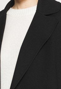 WEEKEND MaxMara Sweter