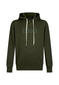 Donkergroene capuchontrui met een buidelzak. Heeft lichtbeige trekkoorden en reliëfmerk op de voorkant. Zachte stoftextuur.