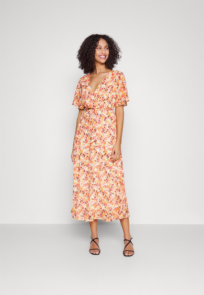 ONLY Tall ONLLUCIE MIDI WRAP DRESS PTM - Μάξι φόρεμα - cherry tomato aop:claire