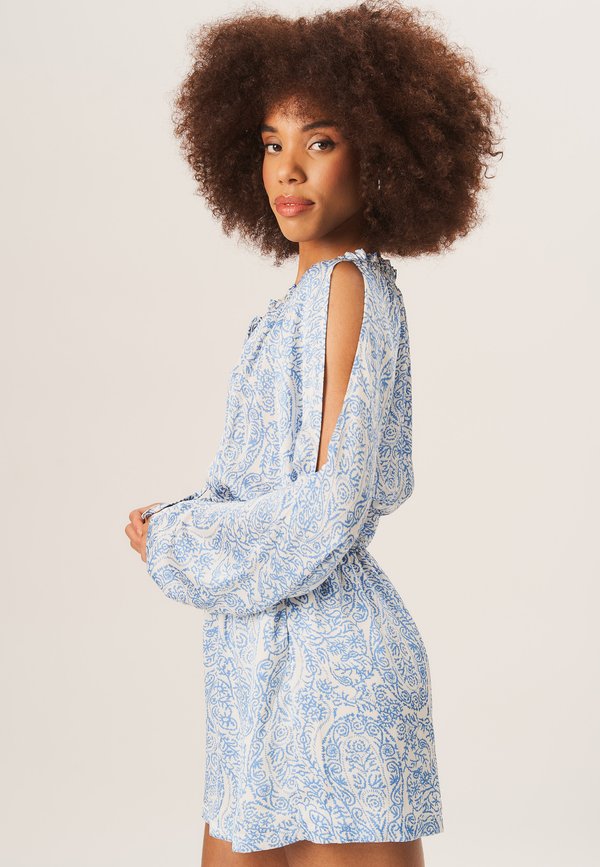 PAISLEY SHIRRED WAIST - Jumpsuit - ivory4