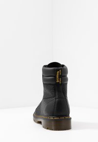 Dr. Martens Bottines à lacets - black