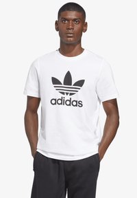 adidas Originals TREFOIL  - T-shirt con stampa - white