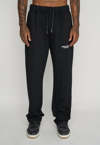 Unselected, black
