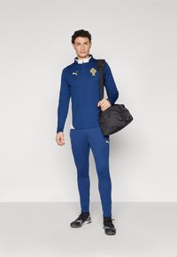 Puma PORTUGAL FPF TRAINING 1/4 ZIP TOP - Îmbrăcăminte echipe naționale - persian blue/sugared almond