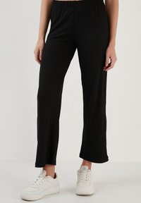 LELA - REGULAR FIT - Pantalones - black Imagen en miniatura 1