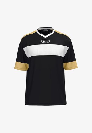 Maglia sportiva nera con una larga striscia orizzontale bianca, dettagli dorati su maniche e spalle e il logo "JAKO SPORT" sul petto e sul colletto.