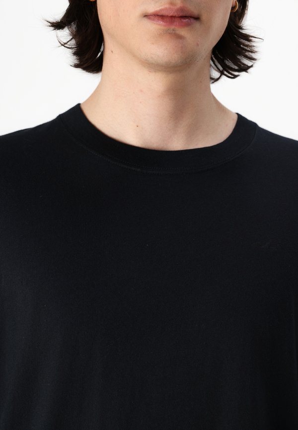 Long-Sleeve Cotton Crew T-Shirt - Long sleeved top4