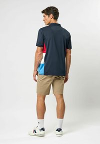 Thumbnail Image 6