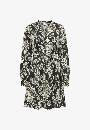 Robe noire à manches longues avec un motif floral et cachemire blanc complexe, encolure en V, taille cintrée avec une ceinture en tissu.
