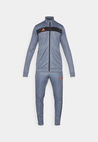 Unselected, team onix/super orange