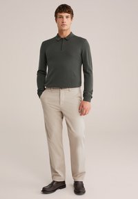 Van Gils Broek - greige