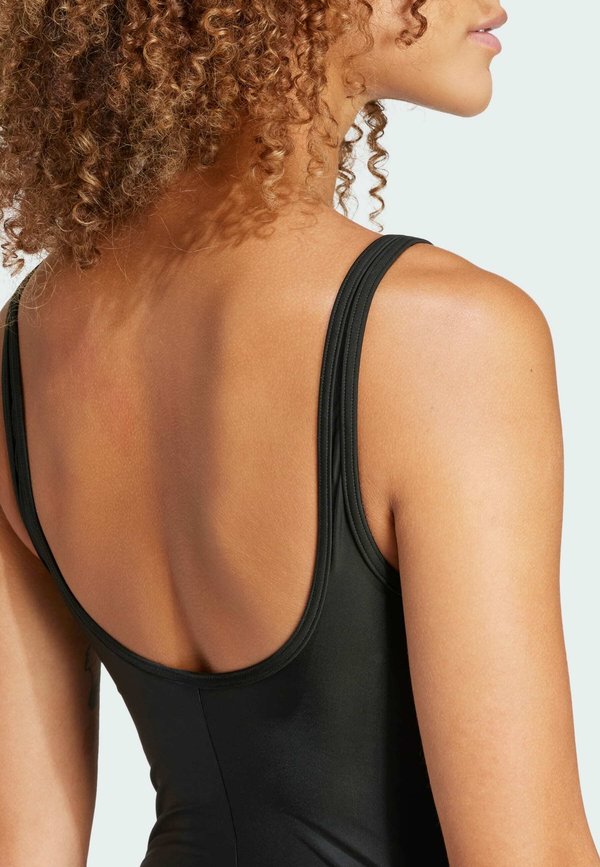 SPORTSWEAR U-BACK - Swimsuit3