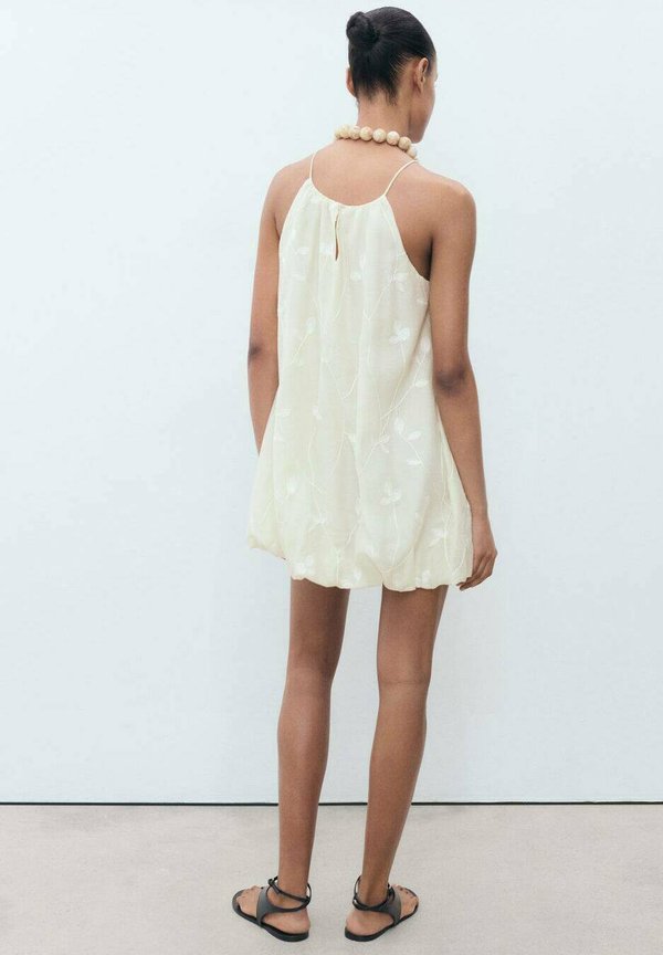 BALLOON-STYLE HALTER - Day dress4