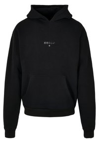 Sudadera con capucha negra hecha de tela suave, con un bolsillo canguro en la parte frontal y texto japonés blanco con un acento de estrella.