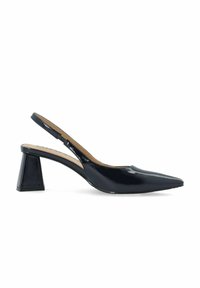 Musta kiiltävä nahkainen slingback-korkokenkä, jossa on terävä kärki ja ainutlaatuinen neliömäinen tukikorko. Sileä pinta ja minimaaliset muotoiluelementit.