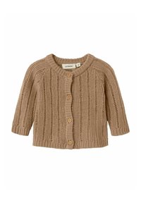 Cardigan lavorato a maglia color marrone chiaro con texture a coste, scollatura rotonda e maniche a tre quarti, dotato di bottoni in legno lungo la parte anteriore.