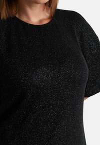 Live Unlimited London T-shirt med print - black