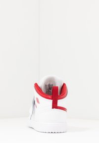 Jordan SKY JORDAN 1 - Sneakers - white/summit white/varsity red