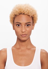 bareMinerals COMPLEXION RESCUE GETÖNTES FEUCHTIGKEITSCREME-GEL SPF 30 - Färgad dagkräm - 6.5 desert